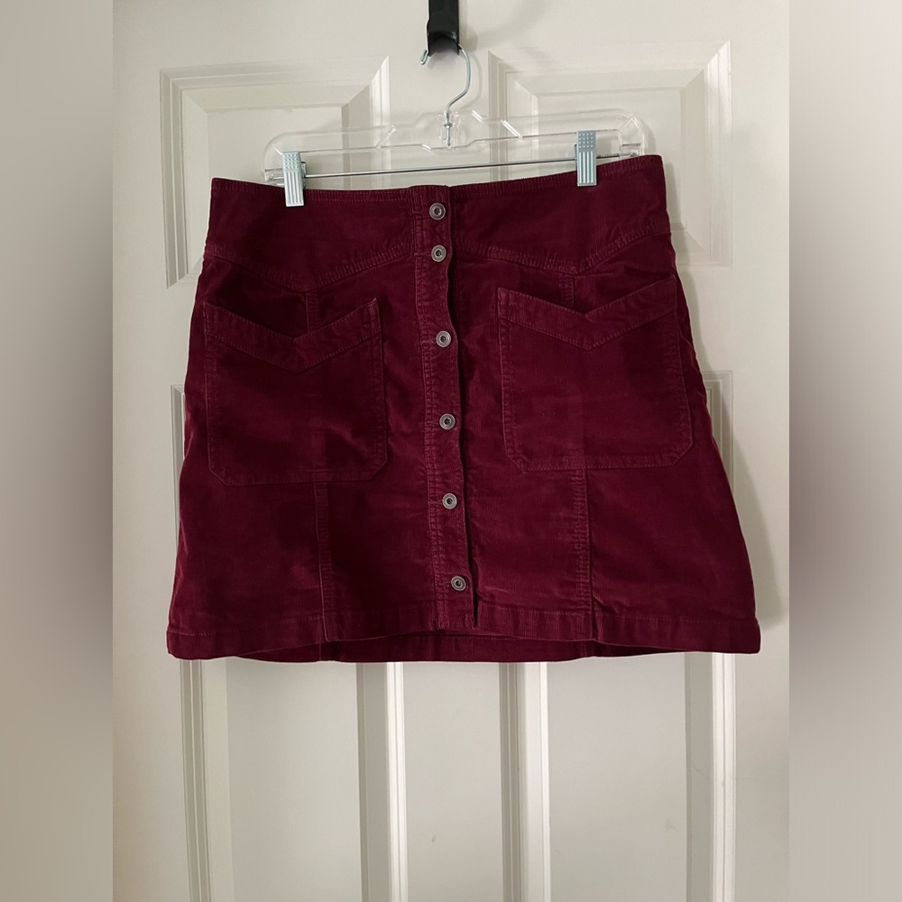 Women’s Free People maroon corduroy button front with pockets, skirt 12 Fall